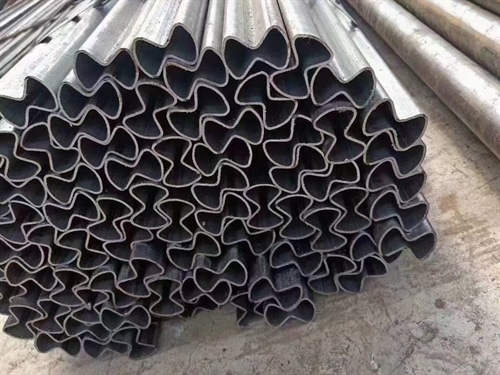 異型管